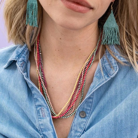 Quinn Seed Beads Multicolor Necklace - Picture 2 of 8